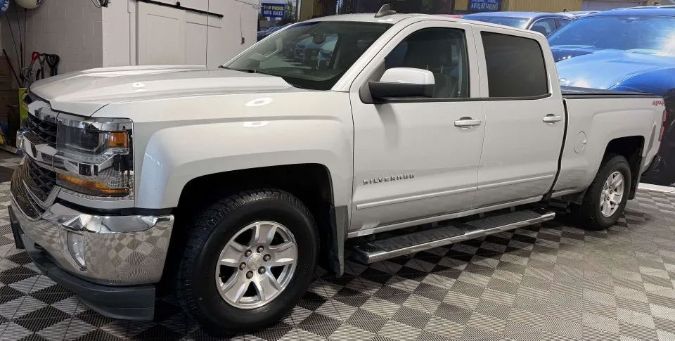 Chevrolet Silverado 1500 2018 photo 2