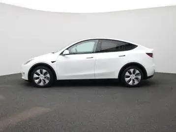 Tesla Model Y 2022 photo 4