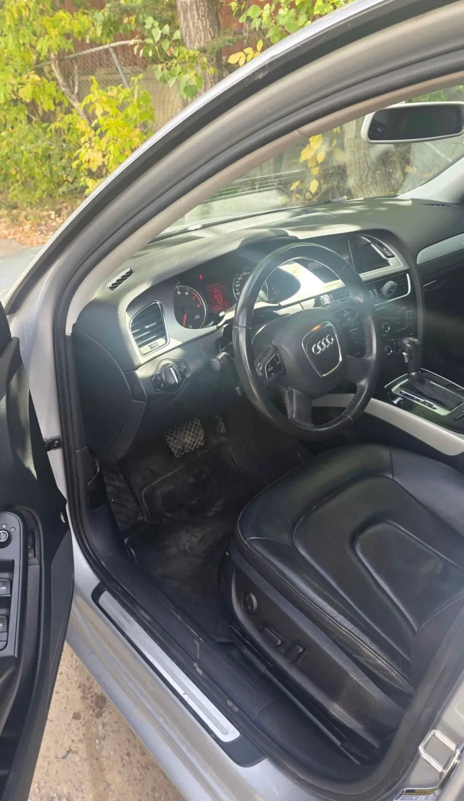 Audi A4 2012 photo 4