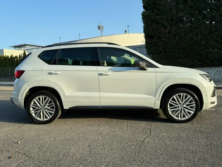 Seat Ateca 2022 photo 3
