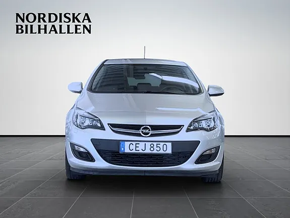 Opel Astra 2014 photo 2
