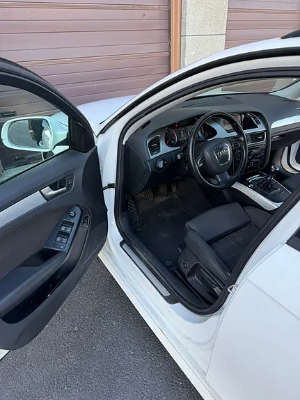 Audi A4 2011 photo 5
