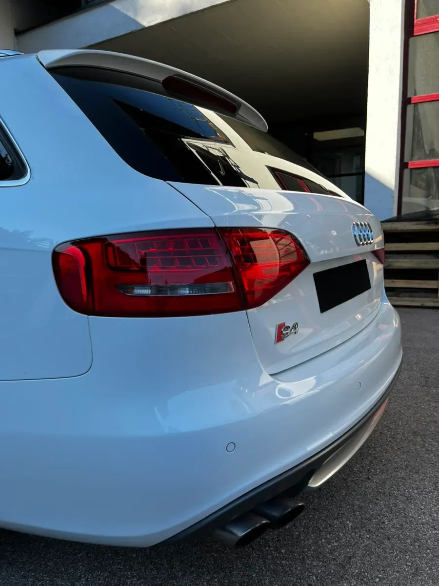 Audi A4 2008 photo 2