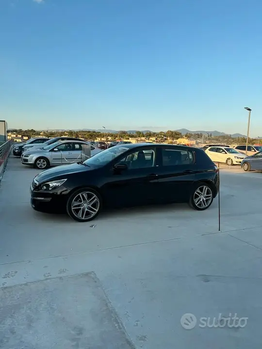 Peugeot 308 2014 photo 2