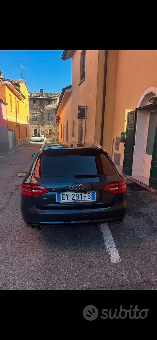 Audi A4 2015 photo 2