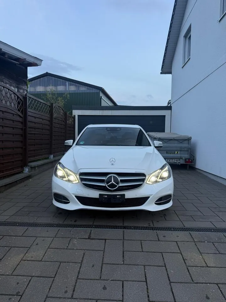 Mercedes-Benz E400