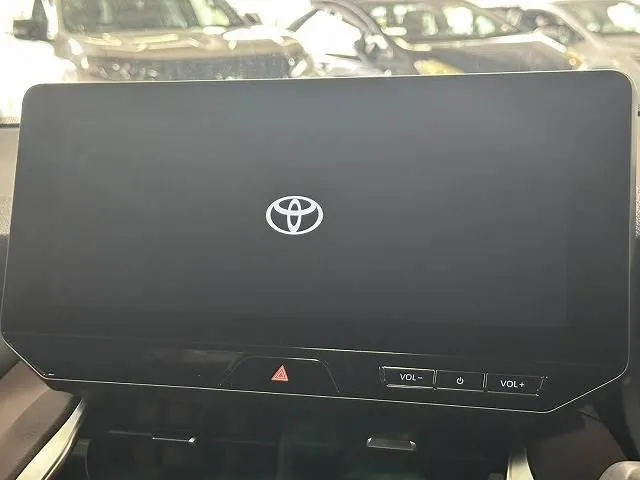 Toyota Harrier 2023 photo 3