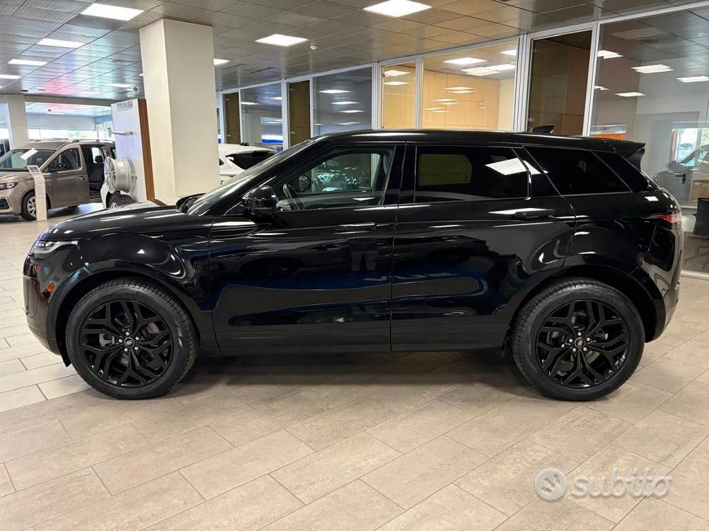 Land Rover Range Rover Evoque 2022 photo 4