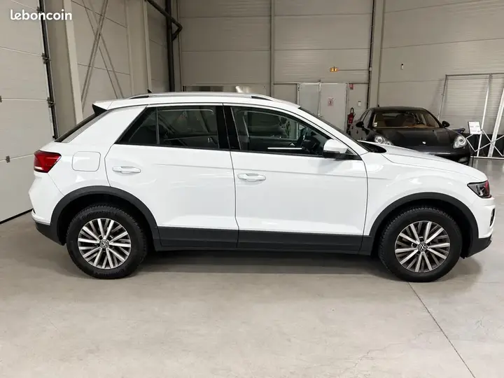 Volkswagen T-Roc 2021 photo 4