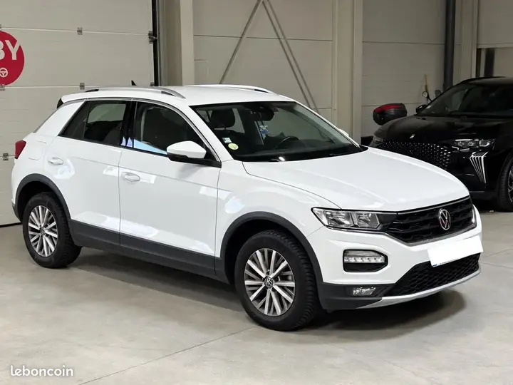 Volkswagen T-Roc 2021 photo 3