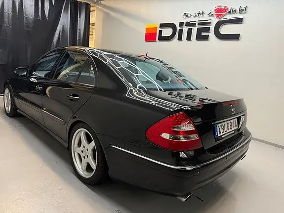 Mercedes-Benz E 320 2003 photo 3