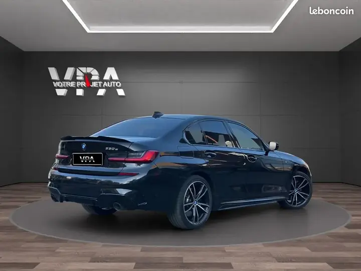 BMW 3 Series 2021 photo 3