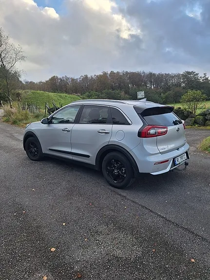 Kia Niro 2017 photo 2