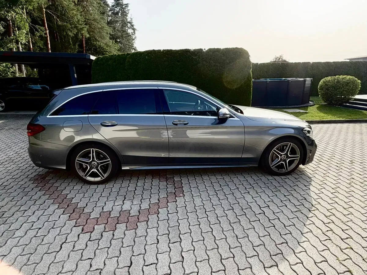 Mercedes-Benz C-Class 2019 photo 3