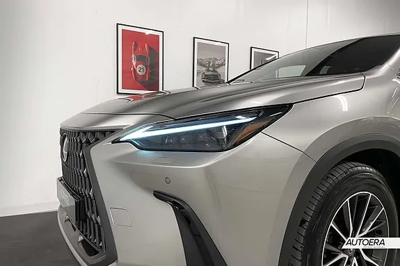 Lexus Nx450H+ 2024 photo 2