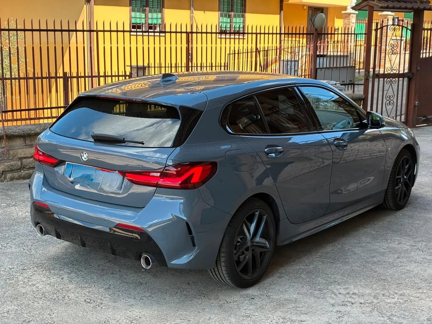 BMW 1 Series 2020 photo 2
