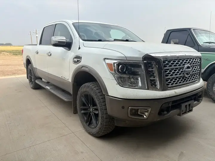 Nissan Titan