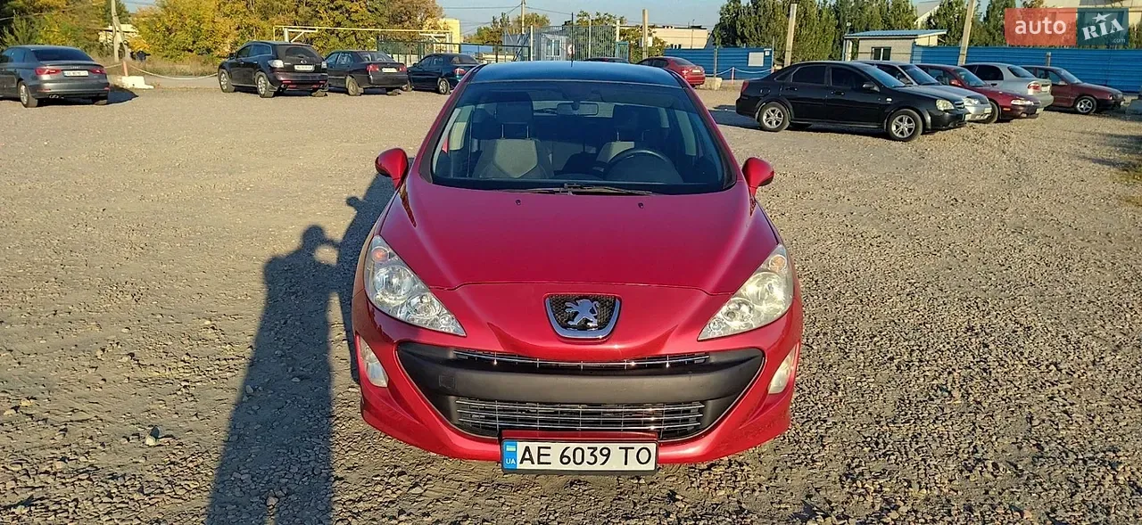 Peugeot 308 2008 photo 3