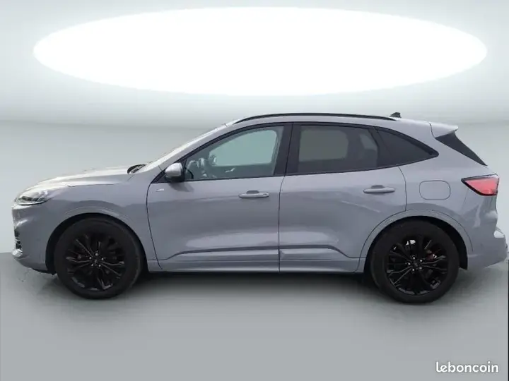 Ford Kuga 2023 photo 2