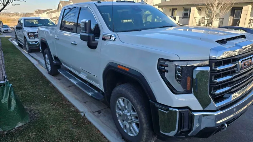 GMC Sierra 2500Hd 2024 photo 4