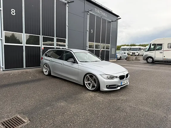 BMW 320D 2013 photo 2