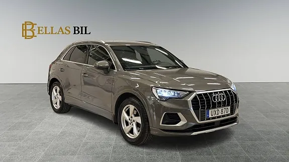 Audi Q3 2019 photo 2