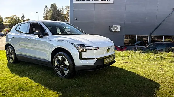 Volvo Ex30 2026 photo 2