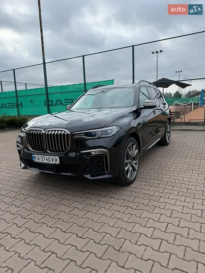 BMW X7 2022 photo 2