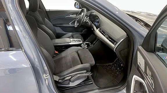 BMW Ix1 2023 photo 3
