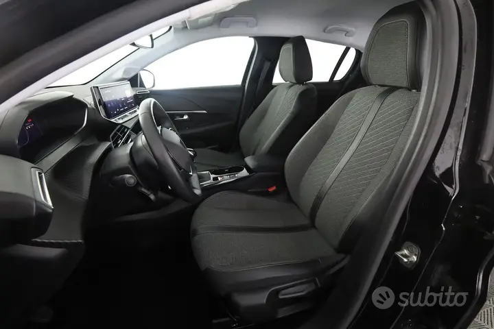 Peugeot 208 2024 photo 2