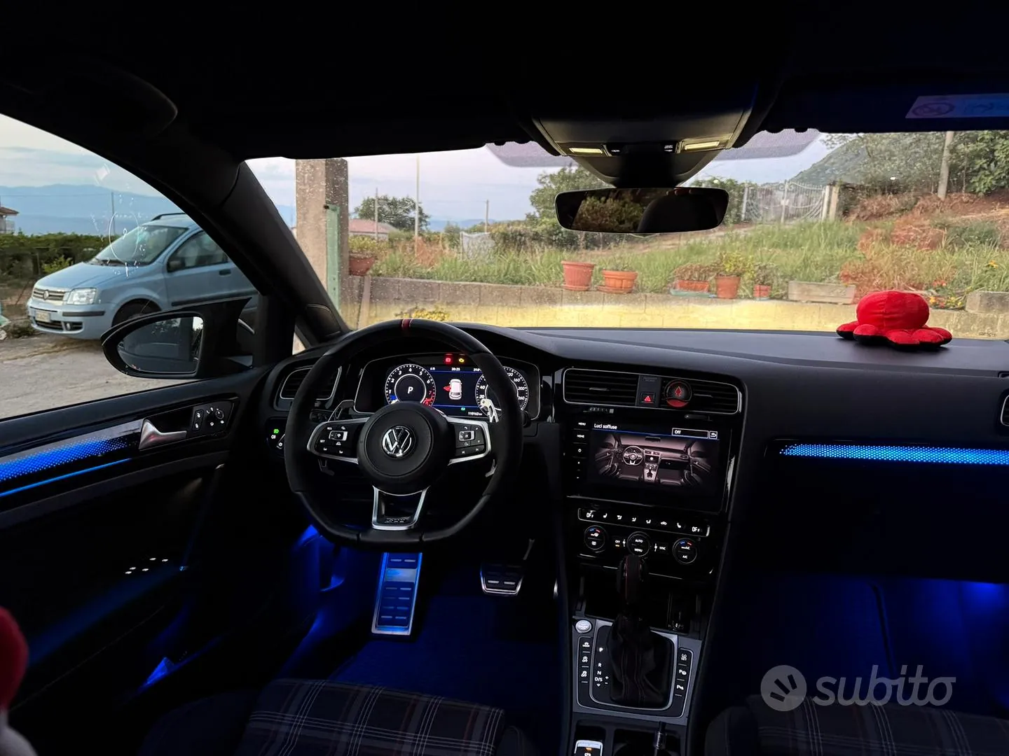Volkswagen Golf 2024 photo 4