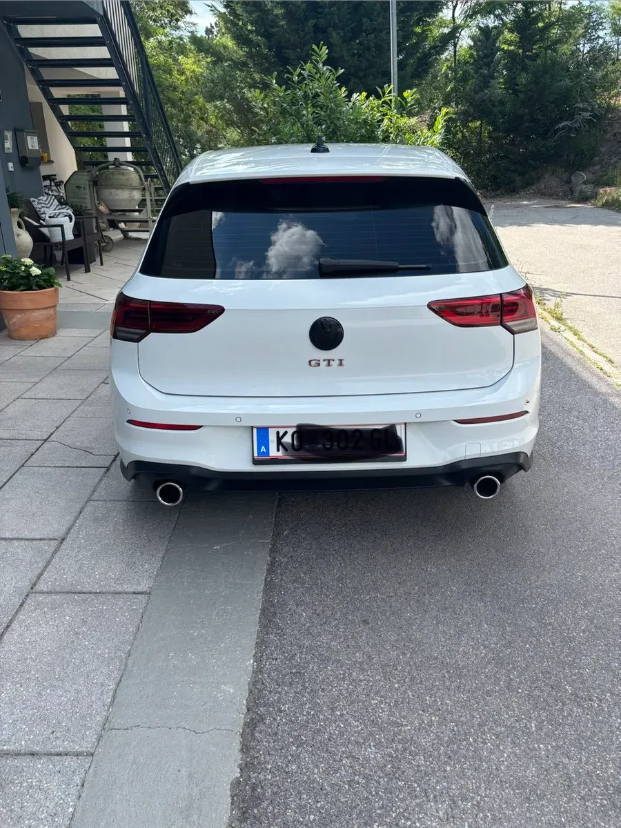 Volkswagen Golf 2021 photo 2