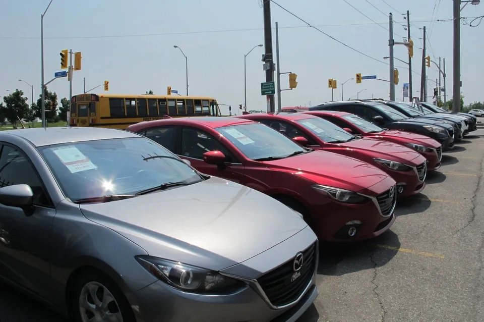 Mazda Mazda3 2014 photo 3