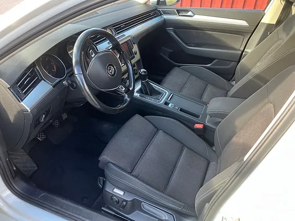 Volkswagen Passat 2016 photo 5