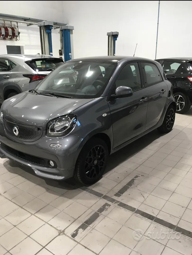 Smart Forfour 2019 photo 2