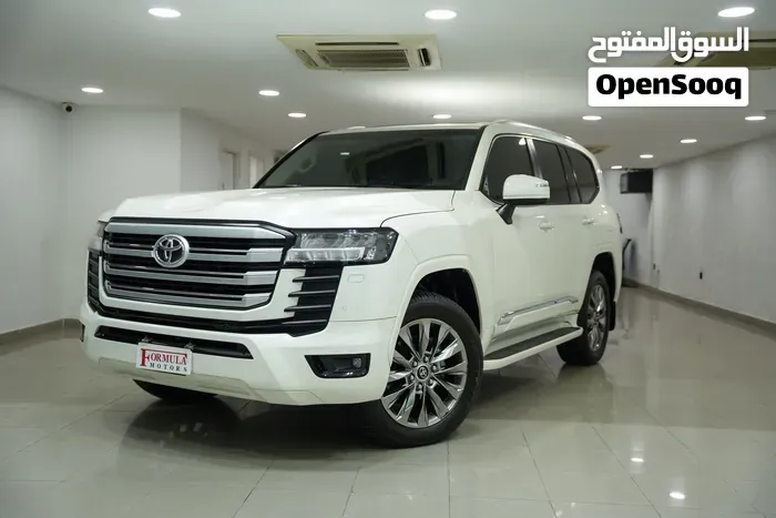 Toyota Land Cruiser Gxr 2023 photo 2
