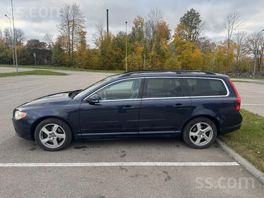Volvo V70 2012 photo 4