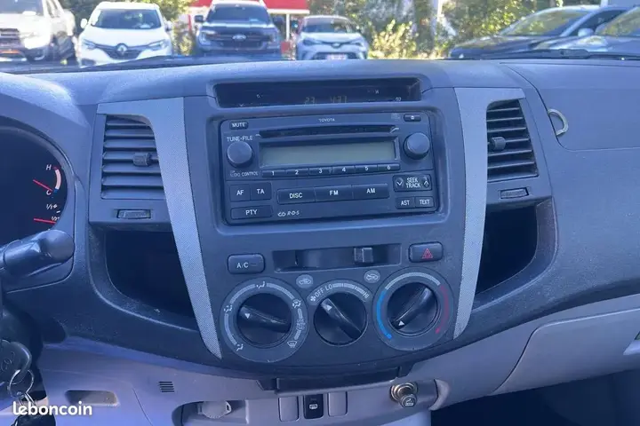 Toyota Hilux 2008 photo 4