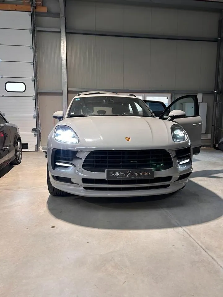Porsche Macan S