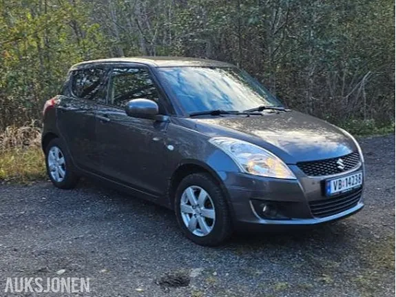 Suzuki Swift 2011 photo 5