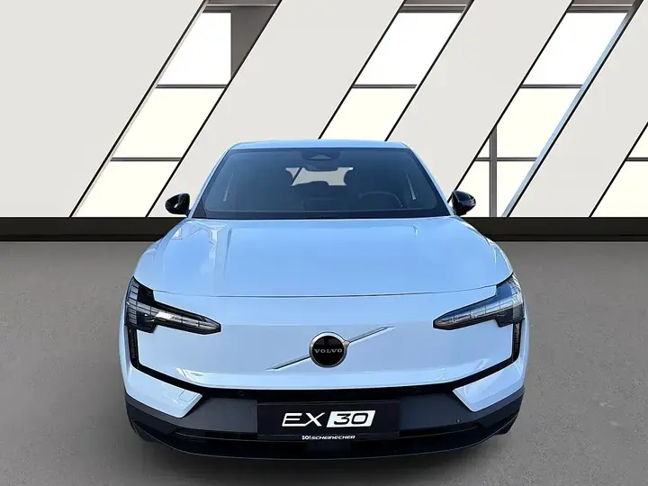 Volvo Ex30 2026 photo 2