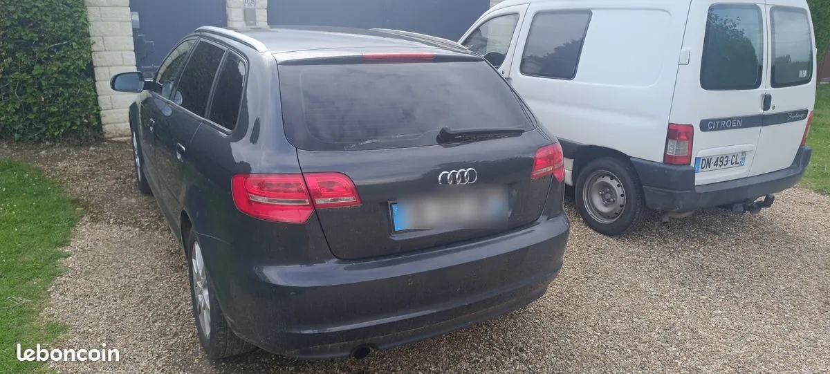 Audi A3 2011 photo 2