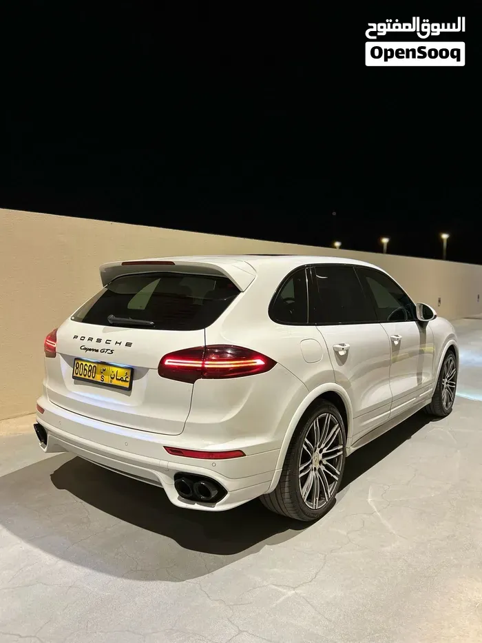 Porsche Cayenne 2016 photo 2