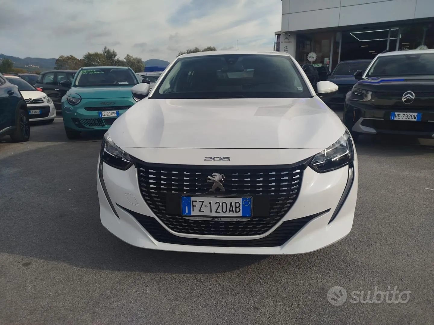 Peugeot 208