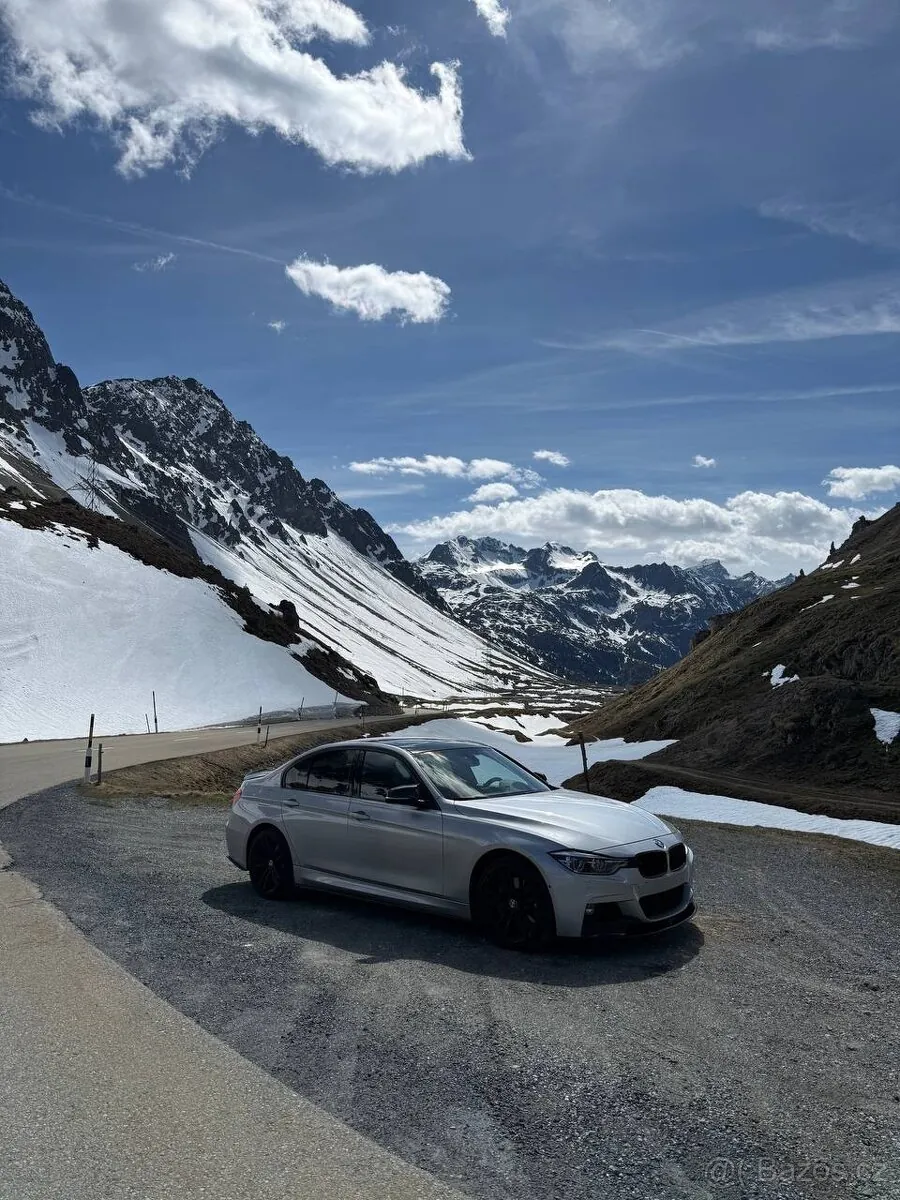BMW 340I 2019 photo 2