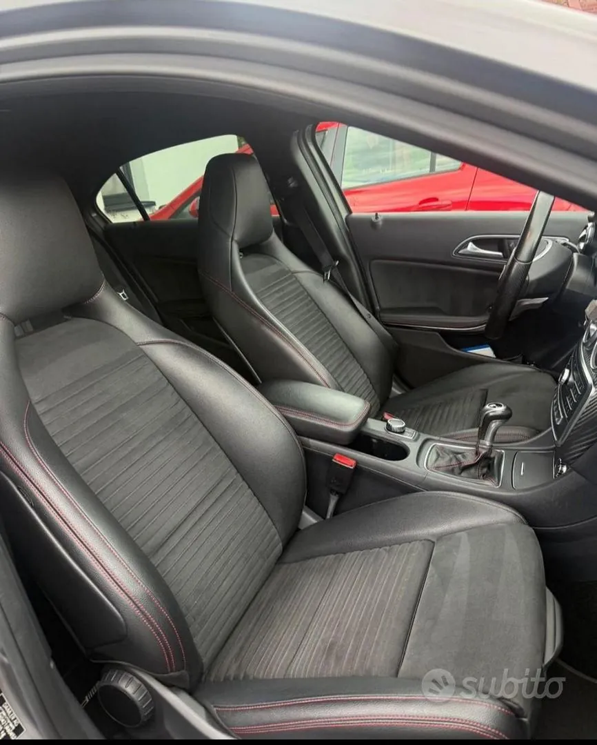 Mercedes-Benz A 2016 photo 4