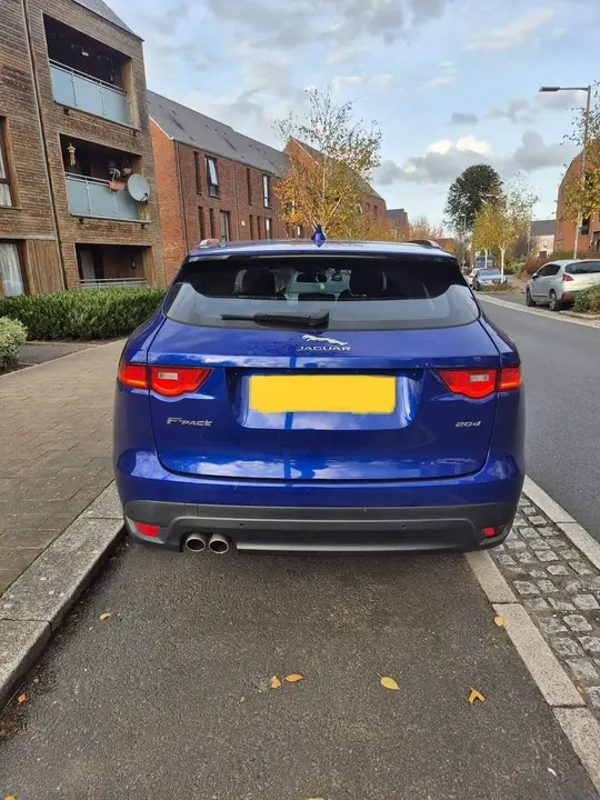 Jaguar F-Pace 2017 photo 5