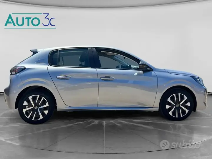 Peugeot 208 2024 photo 4