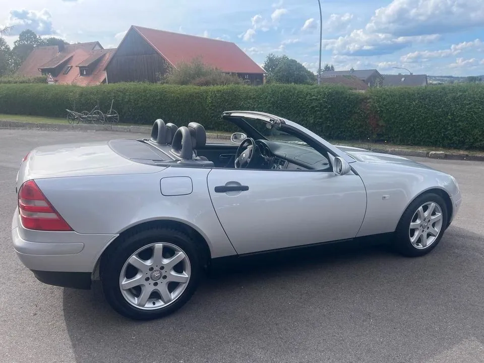 Mercedes-Benz Slk 230