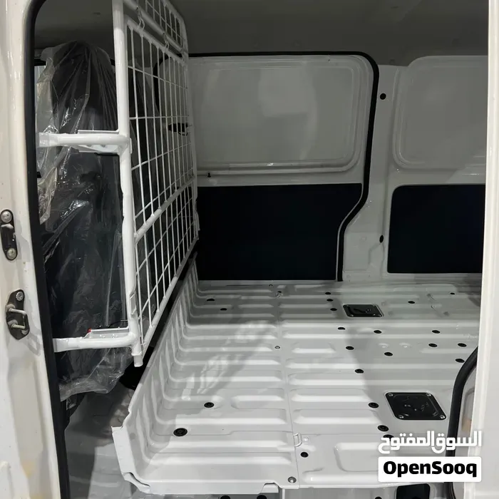 Suzuki Apv 2026 photo 3